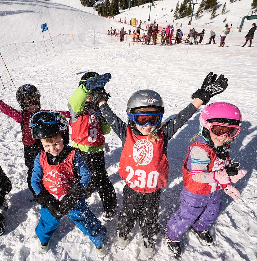 Kids Camp skiers at showdown montana